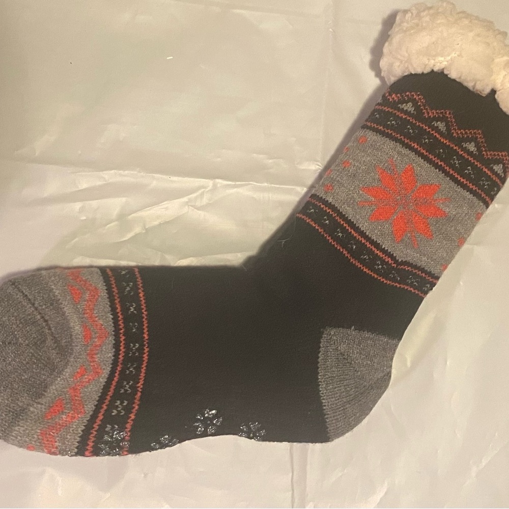 Isaac Mizrahi Black and Pink Winter Socks - Picture 3 of 5